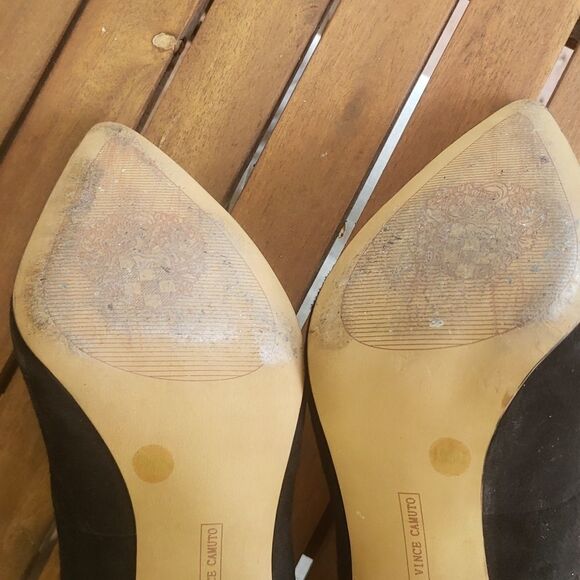 VINCE Camuto Heels With Bows - Picture 10 of 11